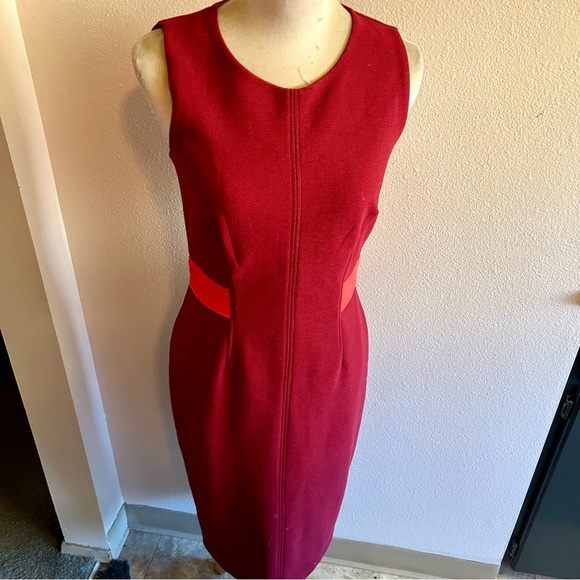 Boden Dresses & Skirts - Boden body con dress knit fabric sz 6’ rust red good condition
